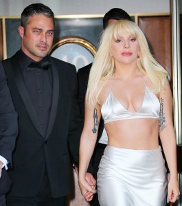 lady-gaga-taylor-kinney-zoom-02-cf3fc974-2cb5-413b-9d54-da9433fbb04e